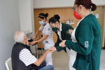 Firma de convenio de colaboraci&oacute;n interinstitucional entre el IMSS e INAPAM