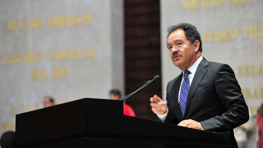 No hay persecución política de Estado contra Murillo o Rosario, asegura Mier