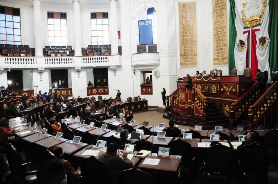 Asamblea de Barrios exige destituci&oacute;n de consejera de Morena en el Congreso CDMX