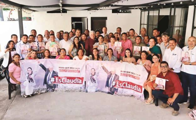 Dan apoyo a Sheinbaum y cesan a servidores tabasqueños