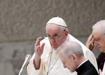 Papa Francisco insta al mundo a evitar un desastre nuclear en Ucrania