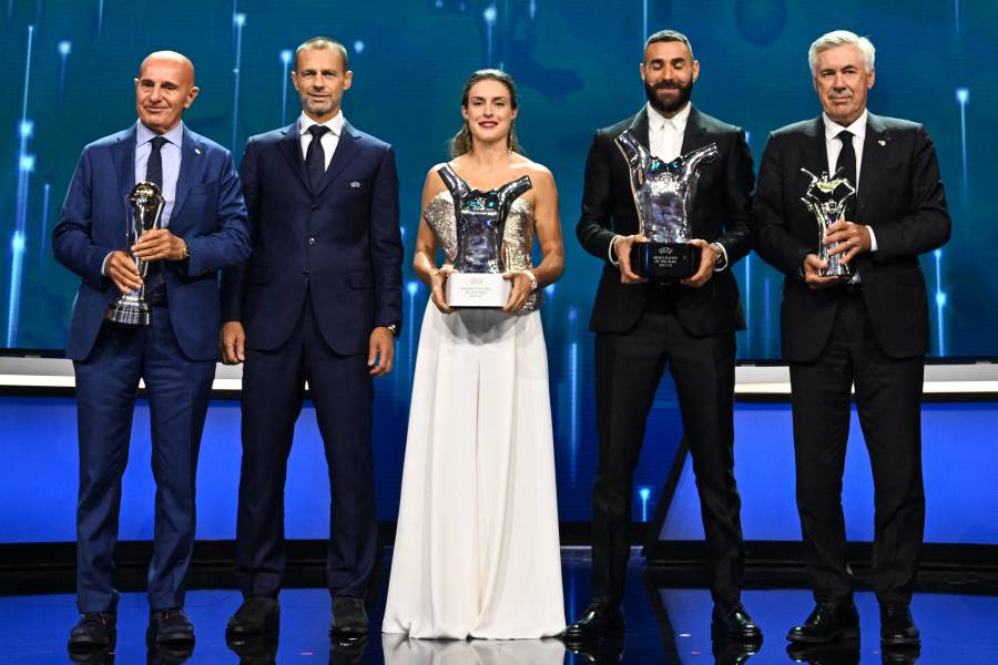 Benzema y Putellas, jugadores UEFA del año; Ancelotti y Sarina Wiegman, los mejores DTs