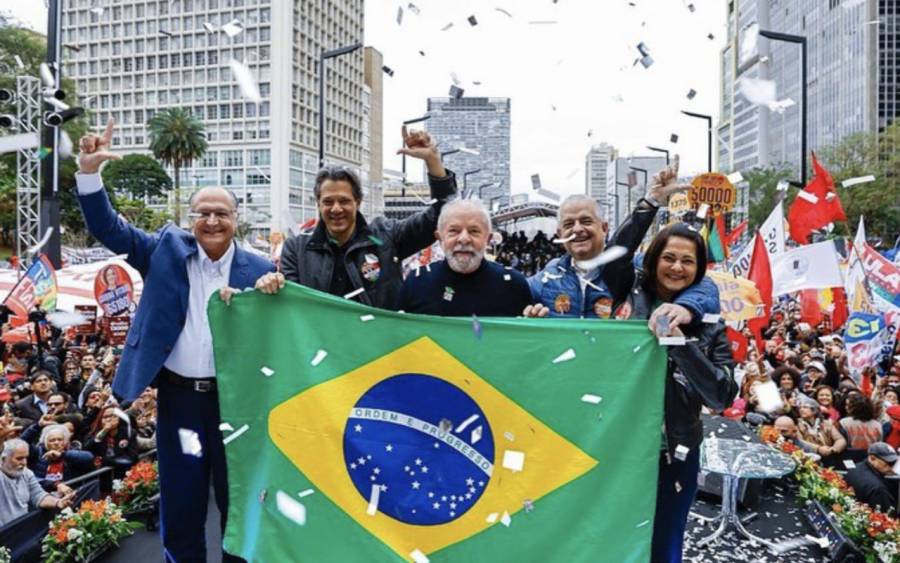 Complejo proceso electoral se vive en Brasil: Goulart Menezes
