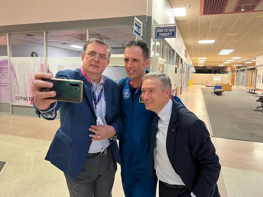 Marcelo Ebrard anuncia que México participará con la NASA, con Artemis 2 y 3