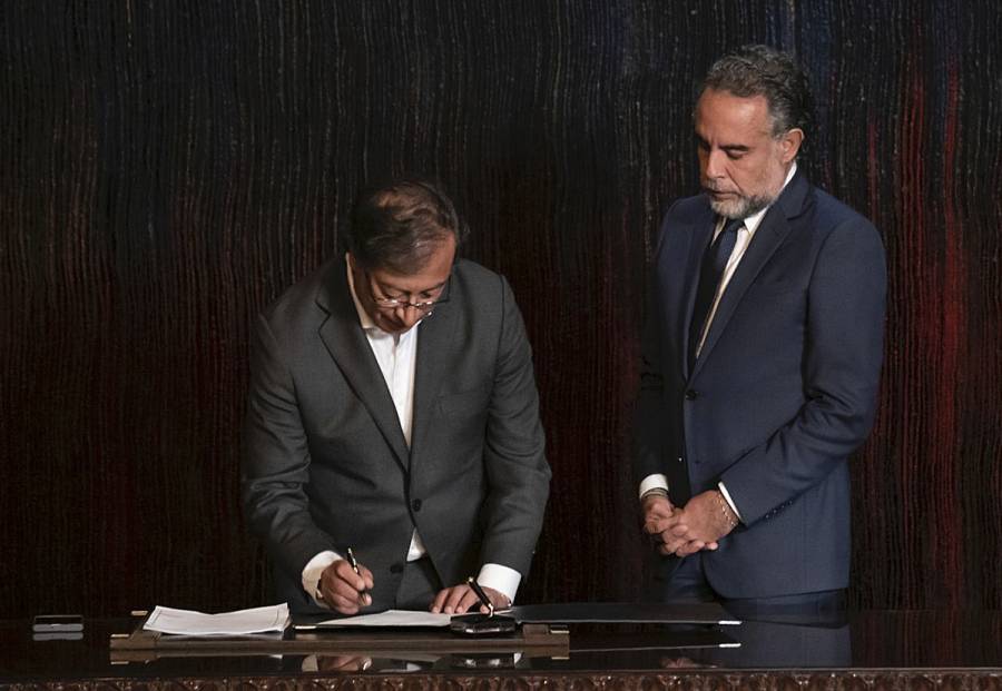 Venezuela y Colombia retoman relaciones luego de tres años de ruptura