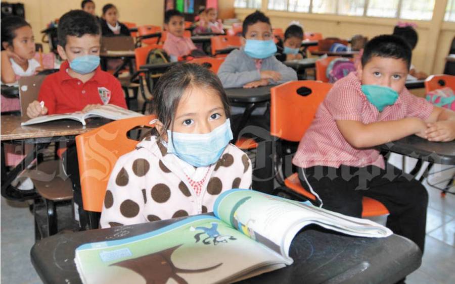 En regreso a clases pide Salud Cdmx continuar con uso de cubrebocas