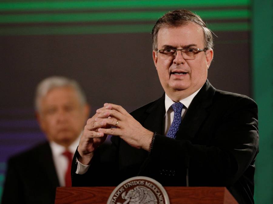 Funcionaria de Sectei dice que le pidieron su renuncia por apoyar a Ebrard