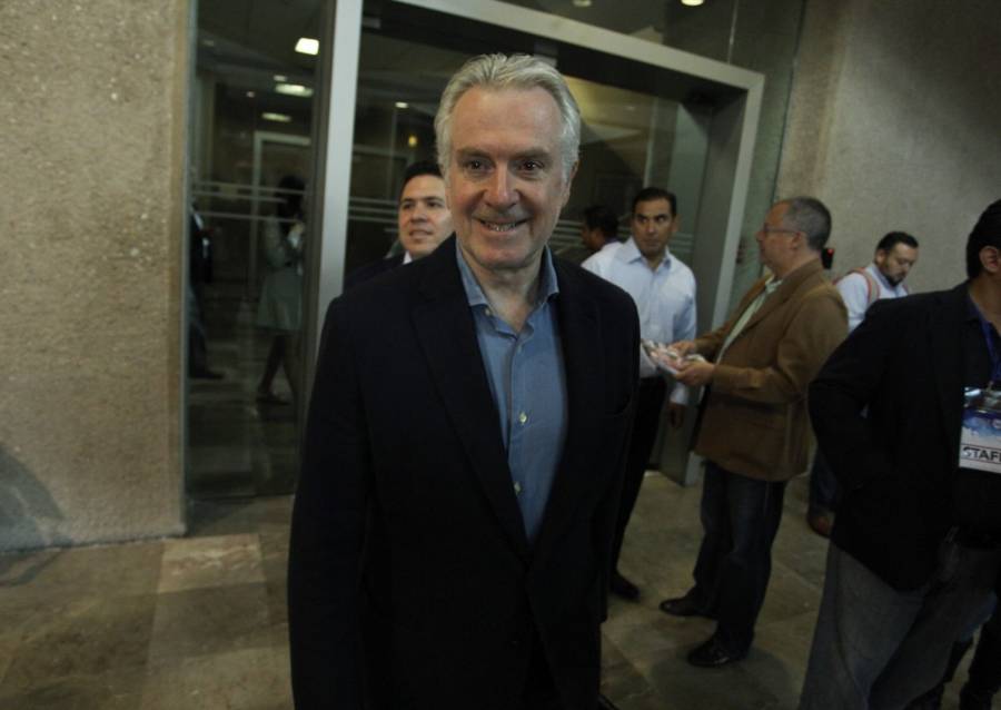Creel no va a Informe de AMLO; diputados morenistas se concentrarán a verlo
