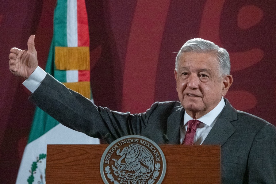AMLO lamenta que ministros de la SCJN “no piensen en la justicia ni en la transformación”