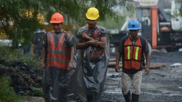 Minero asegura que sabía que todos sus compañeros se habían ahogado desde el primer día
