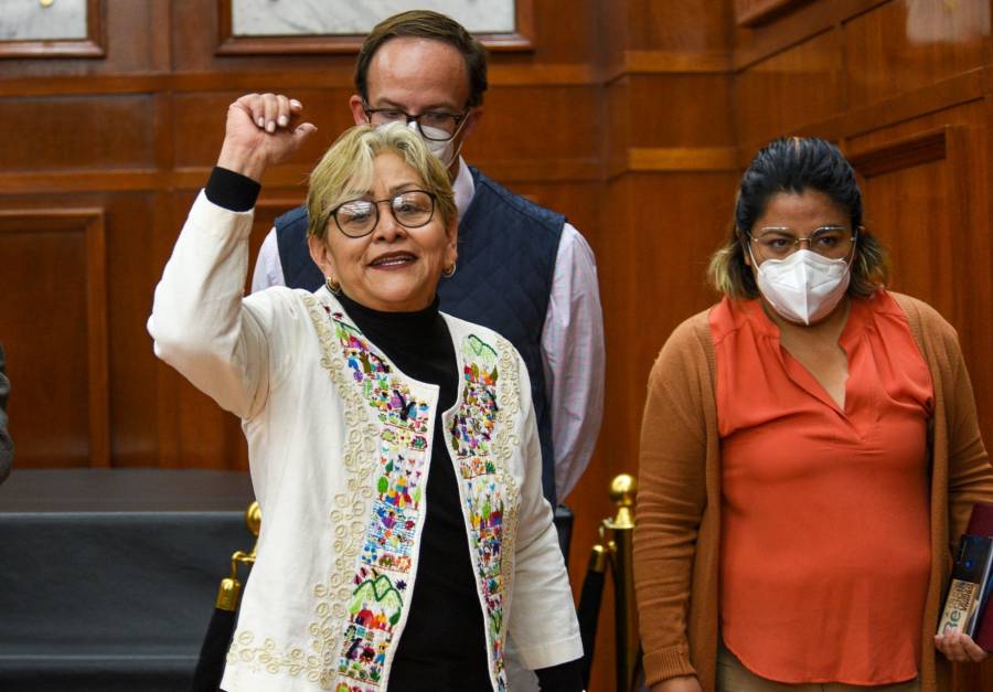 Morena Edomex elige a la senadora Martha Guerrero como nueva dirigente estatal