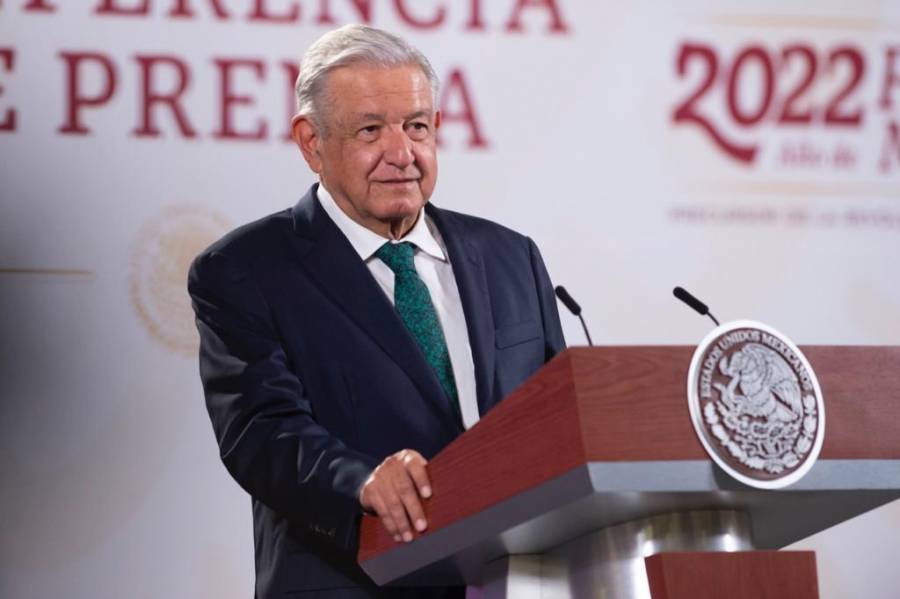 Fomentar la lectura de libros y combatir el Tik-Tok, dice AMLO