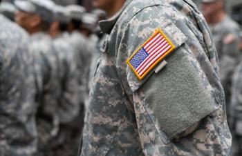 Tras polarizaci&oacute;n, advierten sobre peligro en relaci&oacute;n civil-militar en EEUU