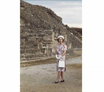 Embajadora recuerda visita de la Reina Isabel II a Oaxaca en 1975