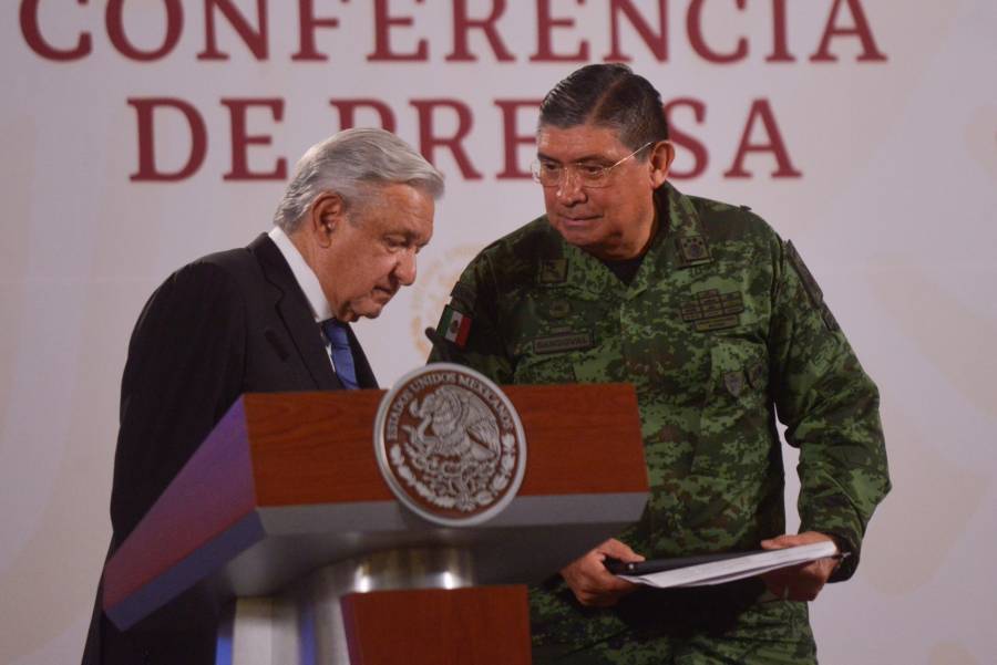 AMLO nombra a Luis Cresencio Sandoval como encargado de la Guardia Nacional
