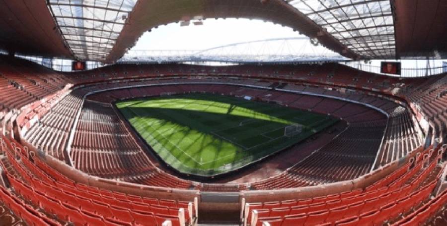 Arsenal-PSV de Europa League es aplazado por el fallecimiento de Isabel II