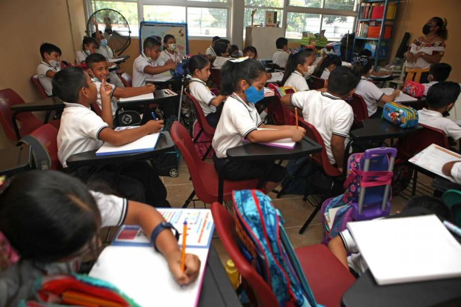 Incrementar grado escolar, meta del SEDEQ para 2027