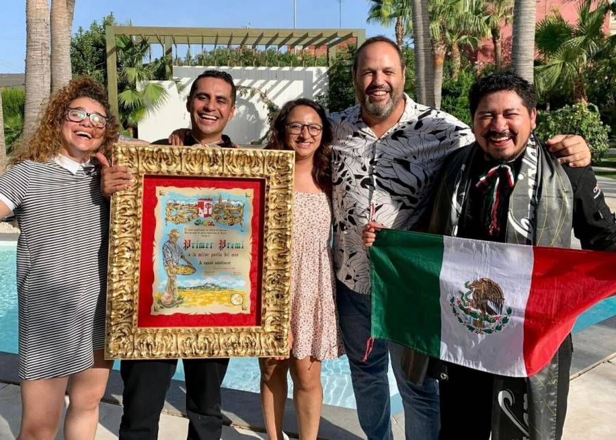 Mexicanos ganan premio internacional en España por “la mejor paella del mundo”