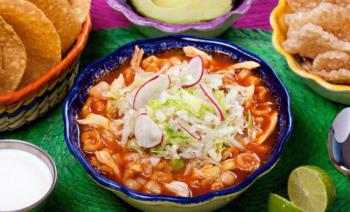 Fiestas patrias: M&eacute;dicos recomiendan limitar consumo de alimentos altos en calor&iacute;as