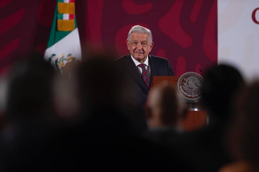 Llegan ya invitados a Grito de AMLO