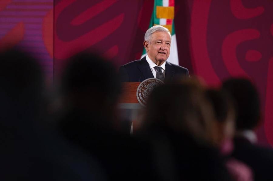 Fundamental educación para enfrentar sismos, dice López Obrador