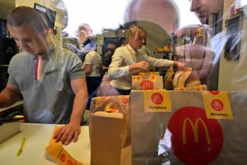 McDonald's reabre en Ucrania sus restaurantes pero s&oacute;lo con pedidos para llevar