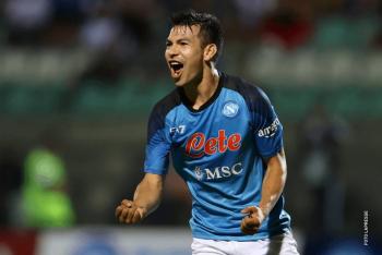 As&iacute; fue el enojo de “Chucky” Lozano con un miembro del cuerpo t&eacute;cnico del Napoli