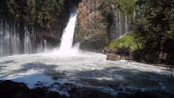 En Michoac&aacute;n es “Temporada de Cascadas”