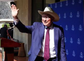 ¿Qué hay detrás de la polémica con Ken Salazar y el supuesto narcofinanciamiento?