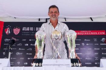 Oficial: Diego Cocca dejar&aacute; de ser DT del Atlas al final de temporada