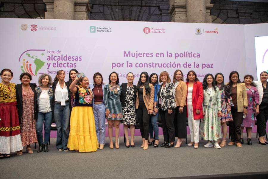 Sheinbaum dice que Mujeres gobernantes son responsables de luchar por cambios políticos en AL