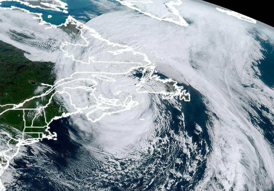 Fiona golpea costa este de Canadá y deja 500.000 hogares sin electricidad
