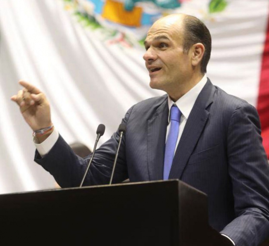 Presentan iniciativa contra montadeudas en C&aacute;mara de Diputados