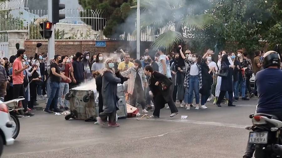 El presidente iraní pide a la policía actuar con 