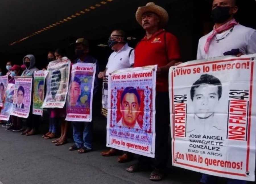 A 8 años del “crimen de Estado” en contra de 43 estudiantes de Ayotzinapa, aún hay preguntas qué responder
