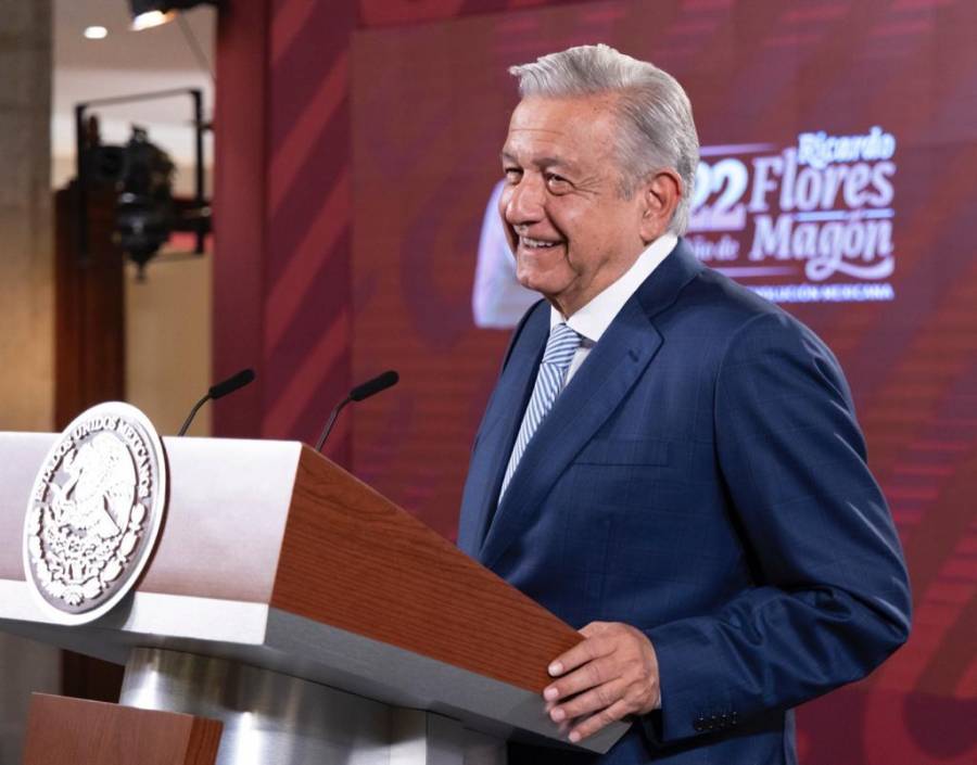 280 mil personas acuden a concierto de Grupo Firme: AMLO; considera invitar a Nodal y a Belinda a concierto en el Zócalo