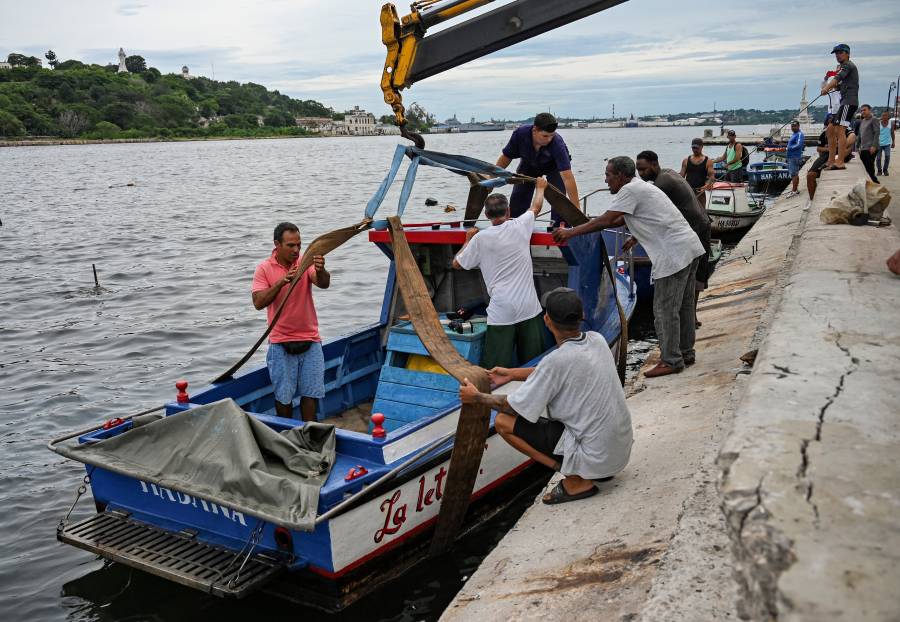 Huracán Ian se convierte en categoría 2; se encuentra en las costas de Quintana Roo