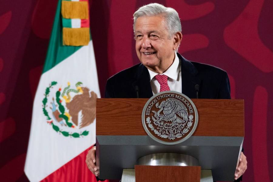 AMLO prevé operación de 4 plantas de gas al final de su sexenio