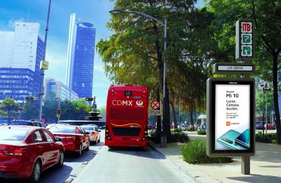 Ordenan a JCDECAUX quitar publicidad de Reforma