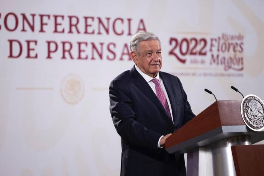 AMLO vuelve a llamar 