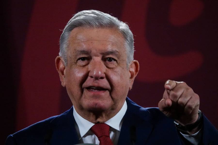Con 38 presidenciables, oposición hace el ridículo, dice el presidente