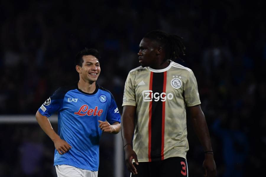Napoli golea al Ajax y clasifica a octavos de la Champions League