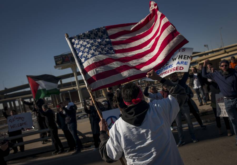 Aumenta apoyo de votantes latinos a republicanos en EEUU frente a 2018