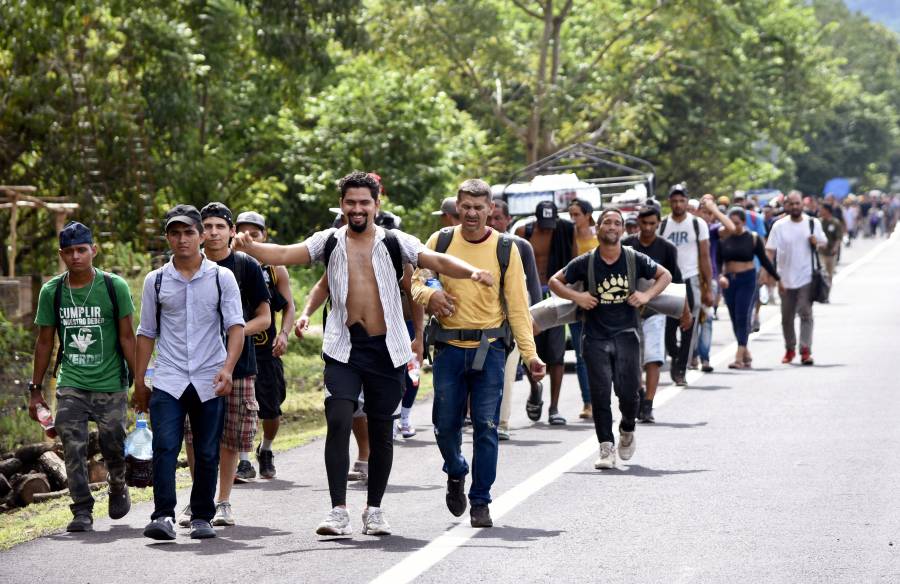 Migrantes venezolanos protestan en fronteras de México ante nueva política de EEUU