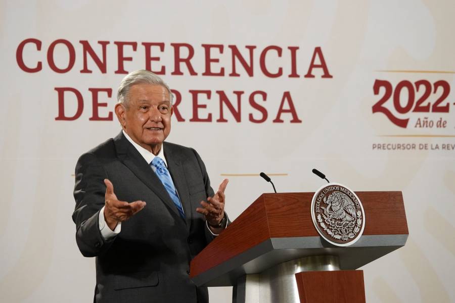 AMLO da visto bueno a “limpia” en la Secretaría de Economía
