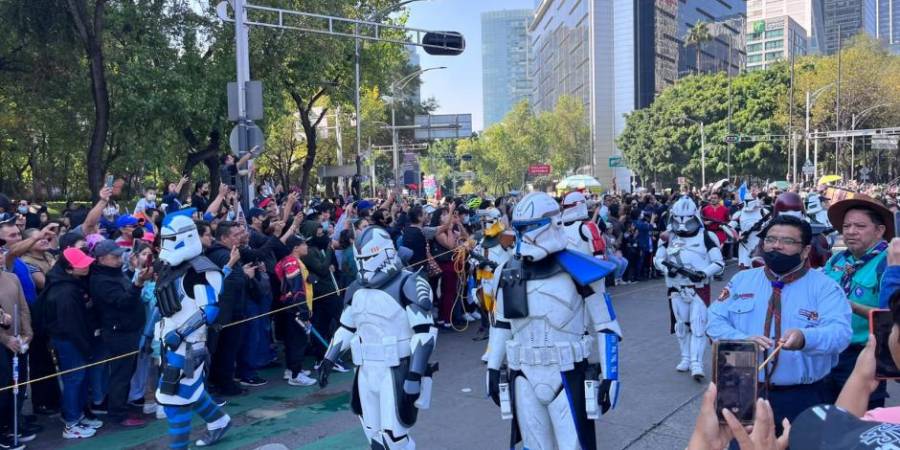 Reforma modificó tránsito por paso del desfile de Star Wars en CDMX