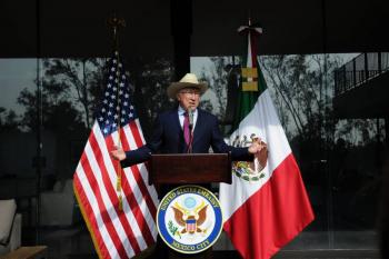 Ken Salazar asegura que consultas energéticas sobre el T-MEC se mantienen