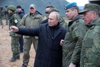 Vladimir Putin visit&oacute; un campo de entrenamiento para soldados movilizados