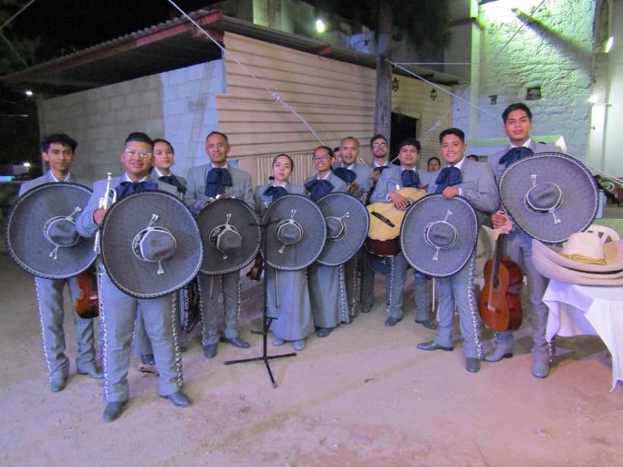 Realizan segundo Concurso Estatal del Mariachi San Miguel Arc&aacute;ngel en Ixmiquilpan, Hidalgo