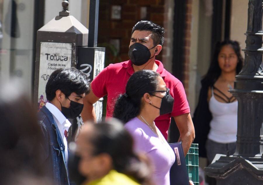Covid-19, principal causa de muerte en México en 2021: Inegi